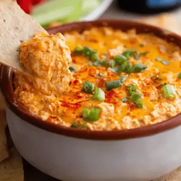 Crock Pot Buffalo Chicken Dip