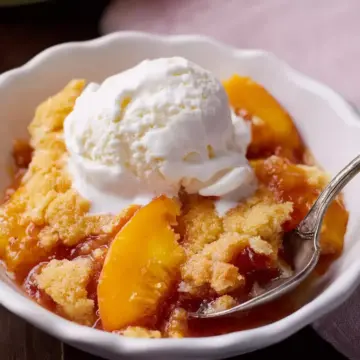 Bisquick Peach Cobbler