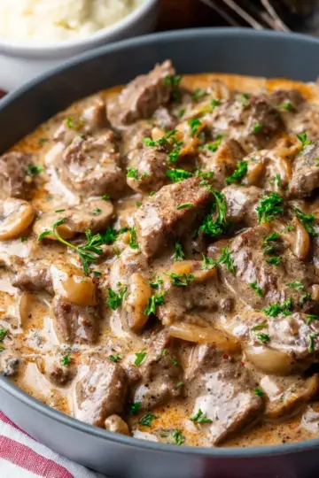 Keto Beef Stroganoff